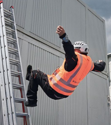 Transport, logistique : sécuriser le travail en hauteur des opérateurs.